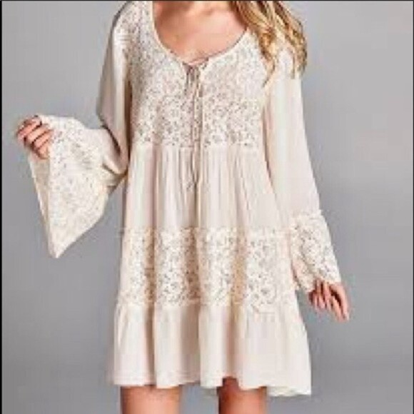 Flying Tomato Ruffle Long Sleeve Dress Size Small - Picture 1 of 7